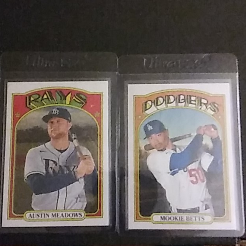 2 mlb cards